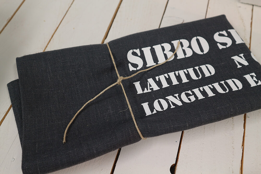 harmaa_tyynynpaallinen_sibbo_skargard